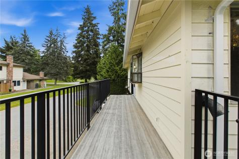 412 213th Place SW Bothell WA 98021