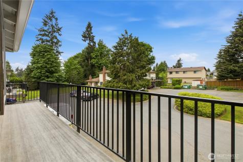 412 213th Place SW Bothell WA 98021