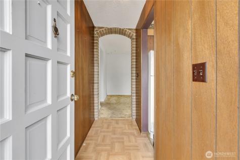412 213th Place SW Bothell WA 98021