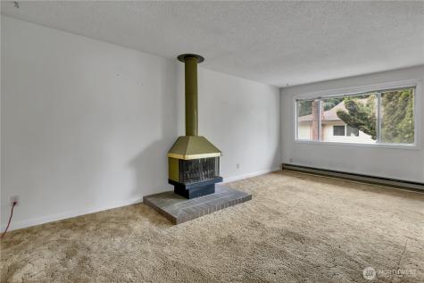 412 213th Place SW Bothell WA 98021