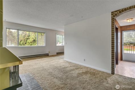 412 213th Place SW Bothell WA 98021