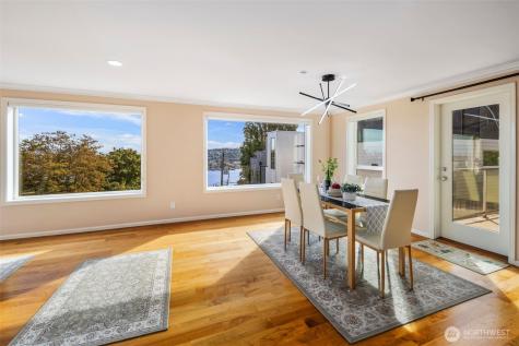 559 Mcgraw Street Seattle WA 98109