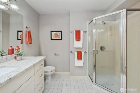 559 Mcgraw Street Seattle WA 98109