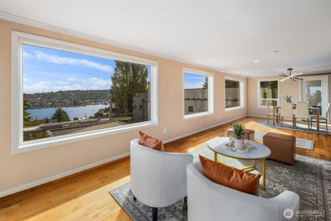 559 Mcgraw Street Seattle WA 98109