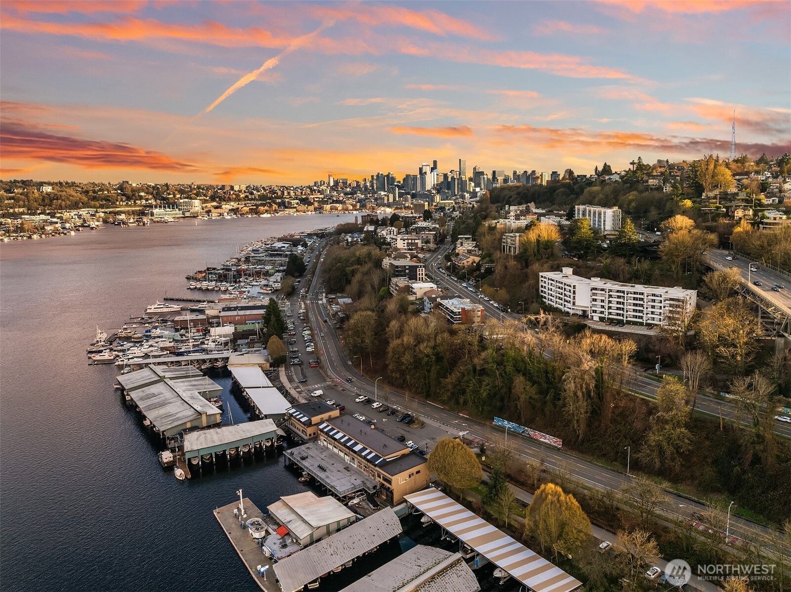2565 Dexter Ave N Seattle WA 98109