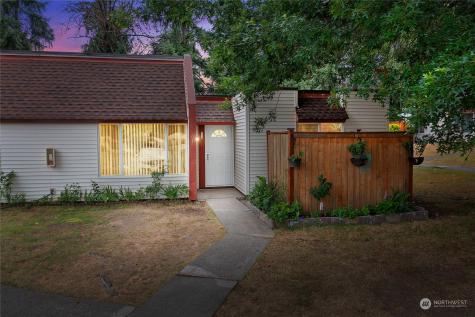 14600 176th Renton WA 98058