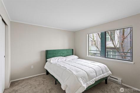 3256 SW Avalon Way Seattle WA 98126