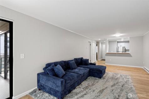 3256 SW Avalon Way Seattle WA 98126
