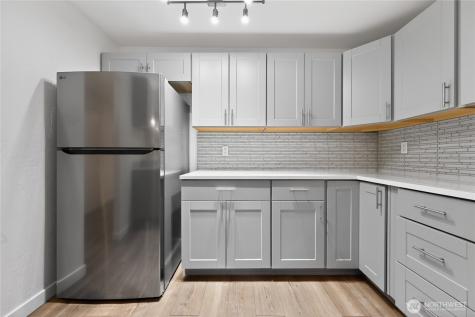 13680 NE 69th Street Redmond WA 98052
