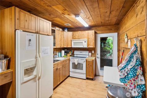 1546 Reservation Road SE Olympia WA 98513