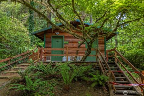 1546 Reservation Road SE Olympia WA 98513