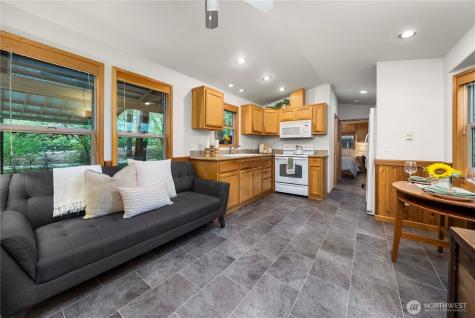 1546 Reservation Road SE Olympia WA 98513
