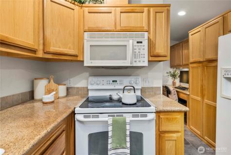 1546 Reservation Road SE Olympia WA 98513