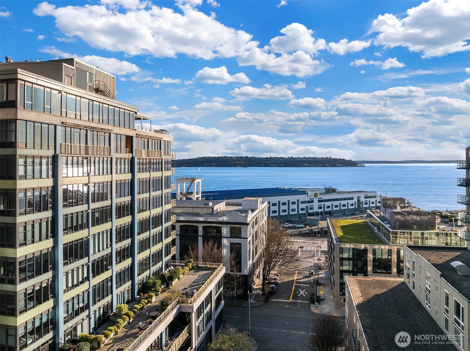 2716 Elliott Avenue Seattle WA 98121