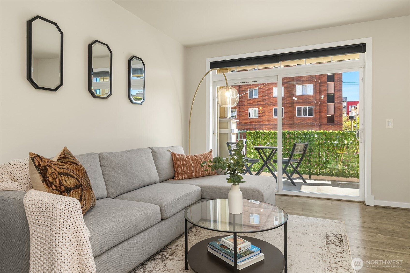 530 4th Avenue W Seattle WA 98119
