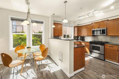530 4th Avenue W Seattle WA 98119