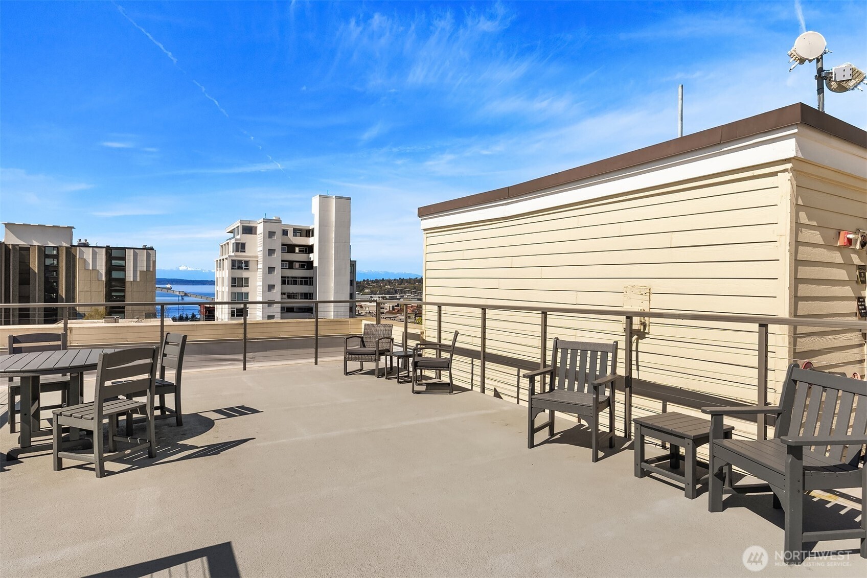530 4th Avenue W Seattle WA 98119