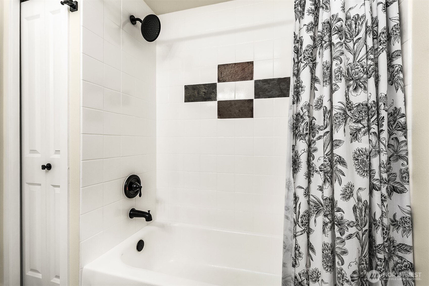 530 4th Avenue W Seattle WA 98119