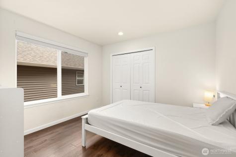 2605 152nd Street SW Lynnwood WA 98087
