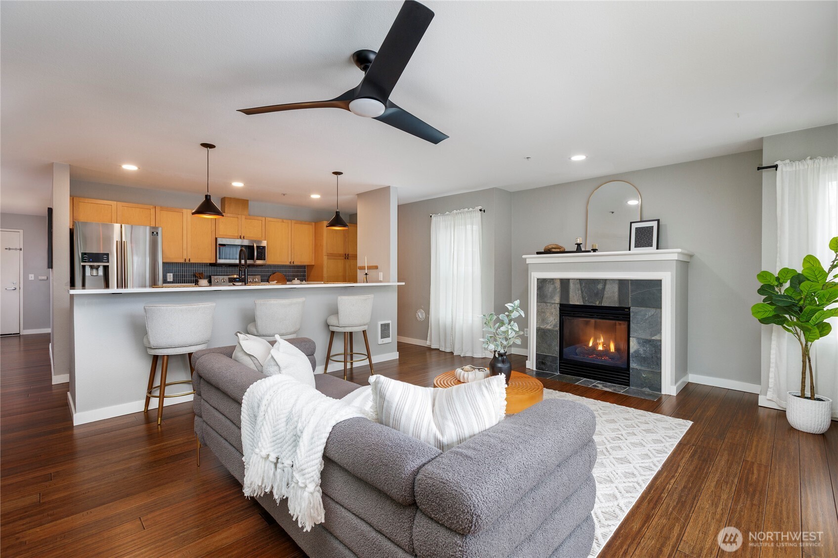 4409 California Avenue SW Seattle WA 98116