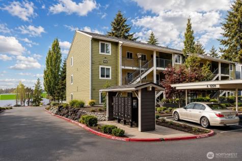 12511 SE 41st Place Bellevue WA 98006