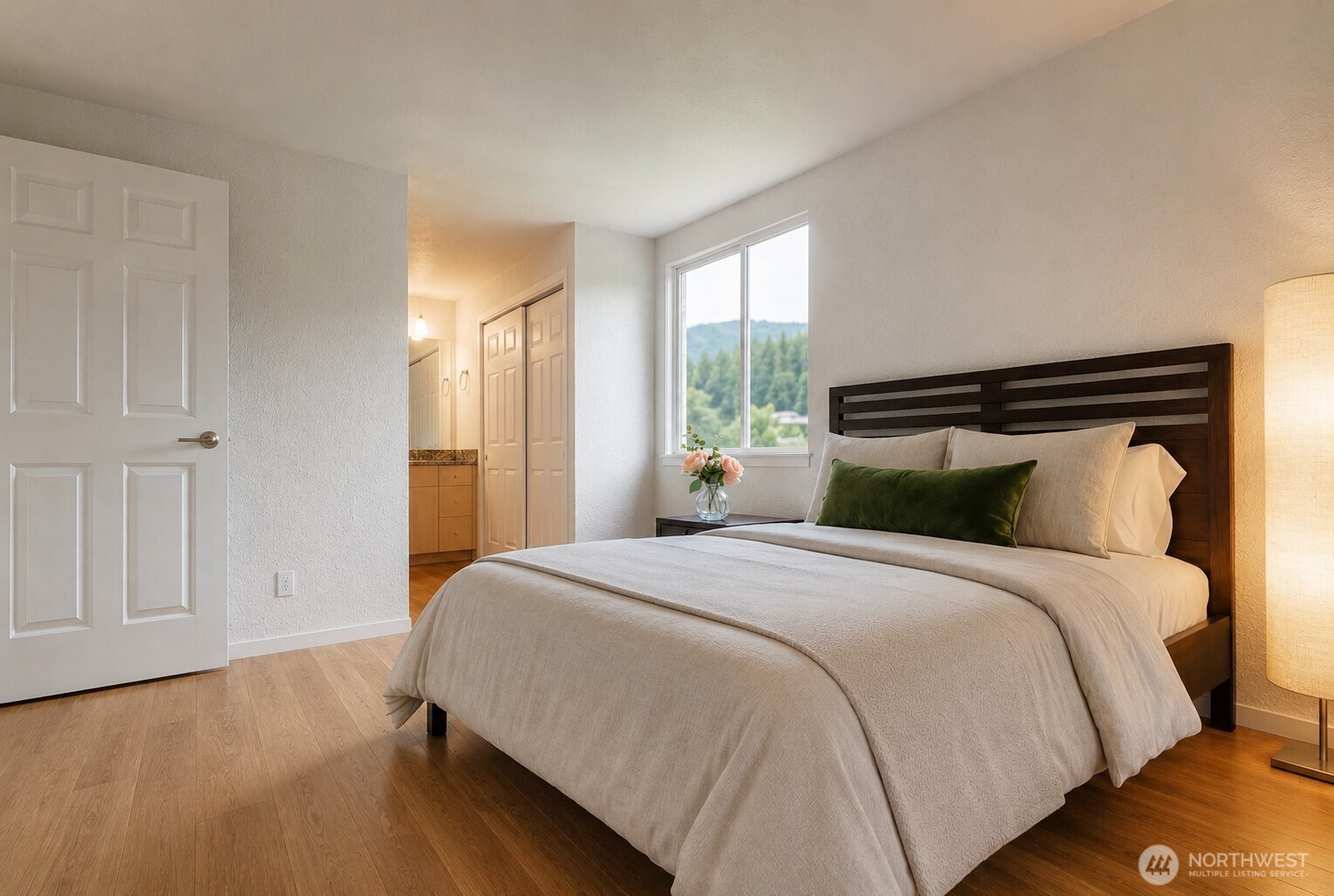 12511 SE 41st Place Bellevue WA 98006