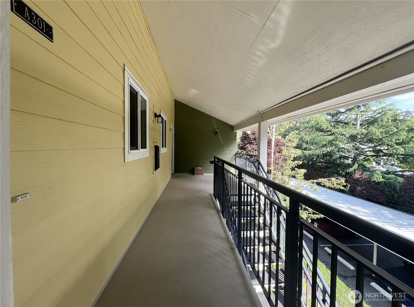 12511 SE 41st Place Bellevue WA 98006