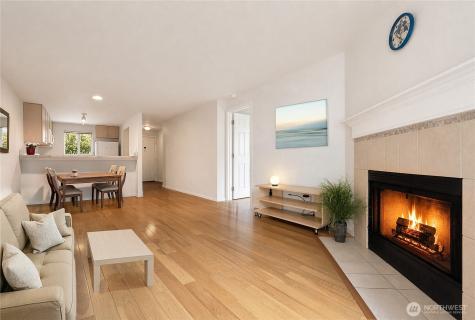 12511 SE 41st Place Bellevue WA 98006