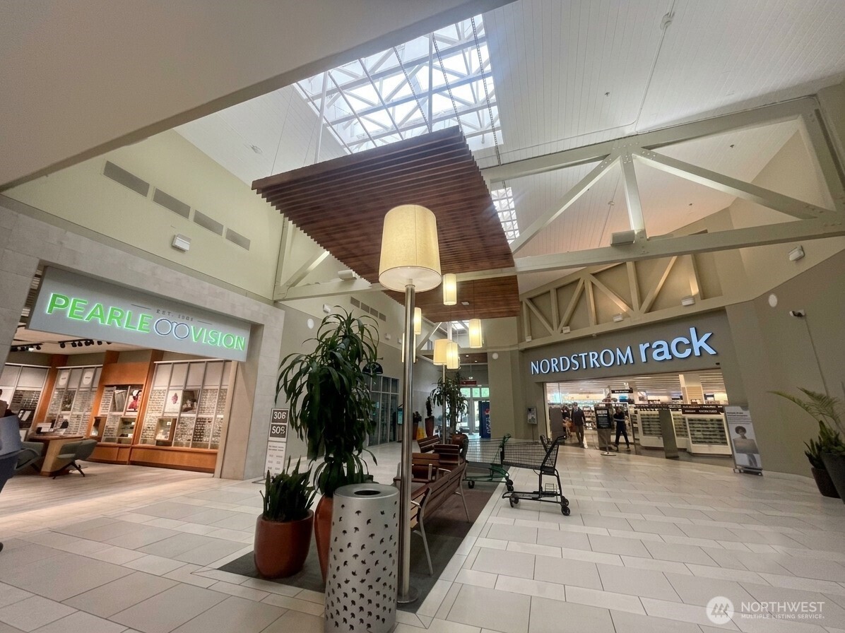 12511 SE 41st Place Bellevue WA 98006