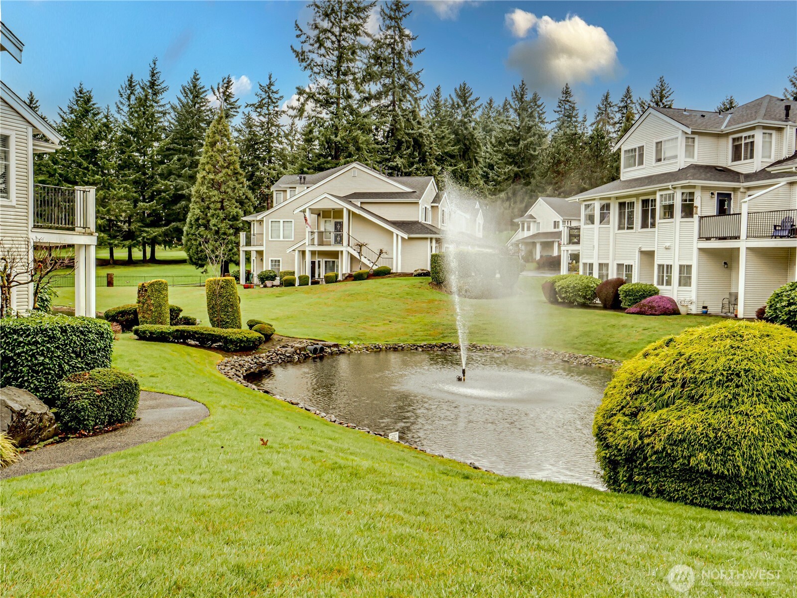 4714 Fairwood Boulevard NE Tacoma WA 98422