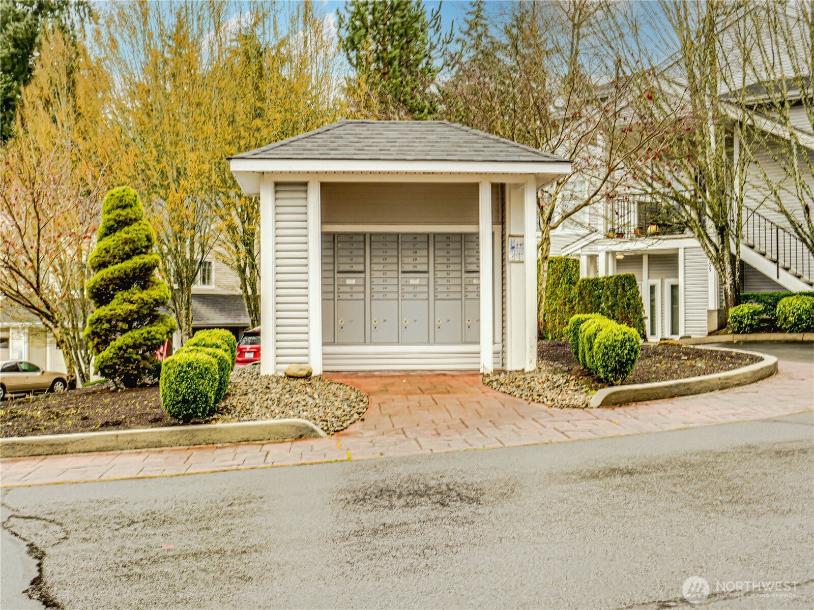 4714 Fairwood Boulevard NE Tacoma WA 98422