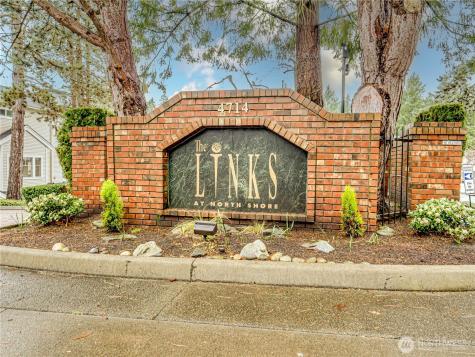 4714 Fairwood Boulevard NE Tacoma WA 98422