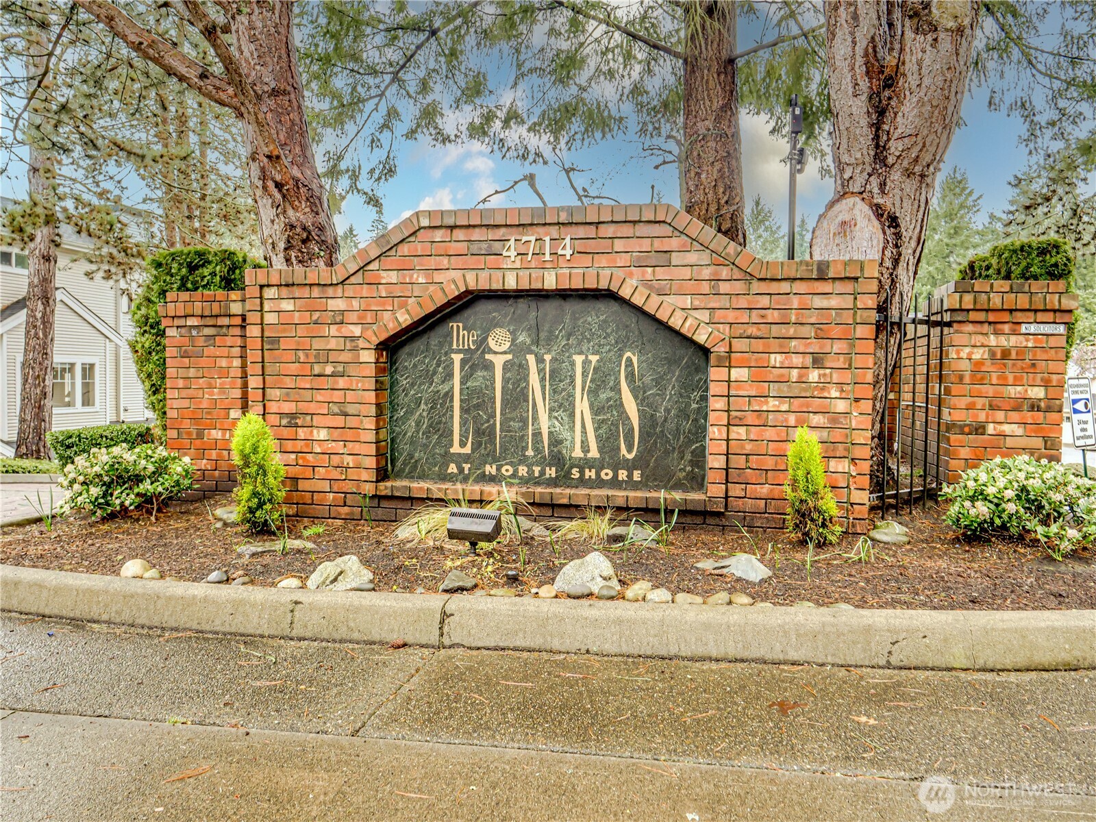 4714 Fairwood Boulevard NE Tacoma WA 98422