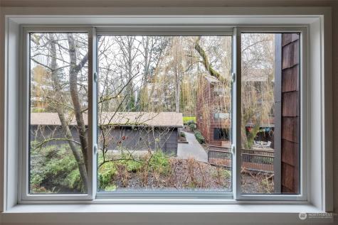 2300 NE 89th Street Seattle WA 98115