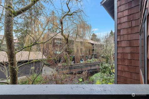 2300 NE 89th Street Seattle WA 98115