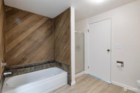 2300 NE 89th Street Seattle WA 98115