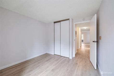 2300 NE 89th Street Seattle WA 98115