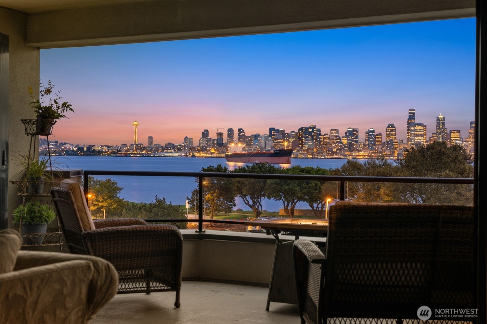 1333 Harbor Avenue SW Seattle WA 98116