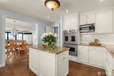 1333 Harbor Avenue SW Seattle WA 98116