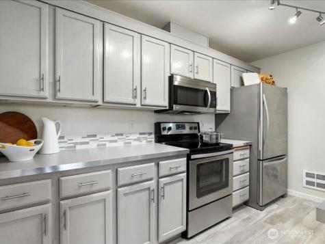 22527 SE 38th Terrace Issaquah WA 98029