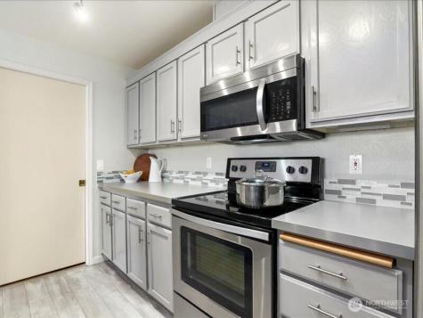 22527 SE 38th Terrace Issaquah WA 98029