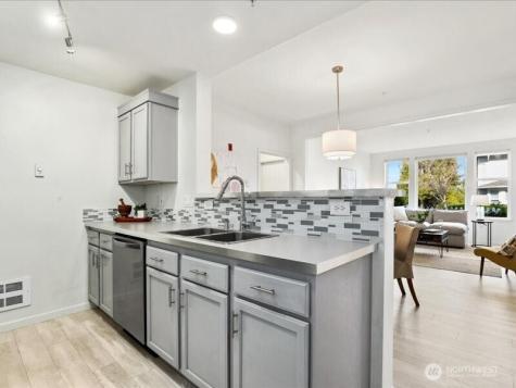 22527 SE 38th Terrace Issaquah WA 98029
