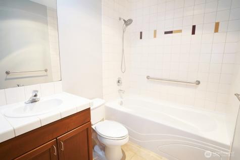 11004 NE 11th Street Bellevue WA 98004