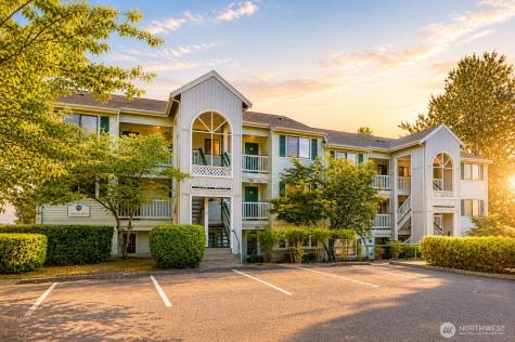 25005 98th Place S Kent WA 98030