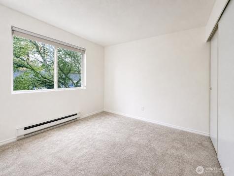 25005 98th Place S Kent WA 98030