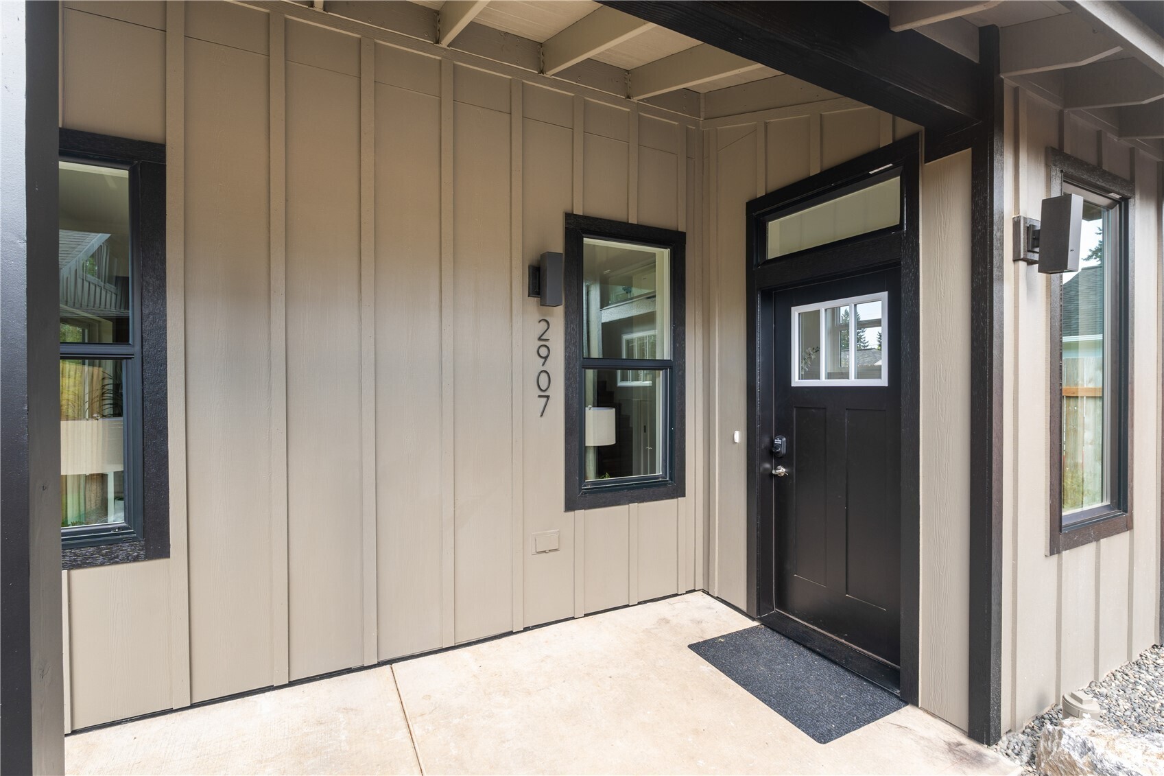 2907 Cedarwood Avenue Bellingham WA 98225