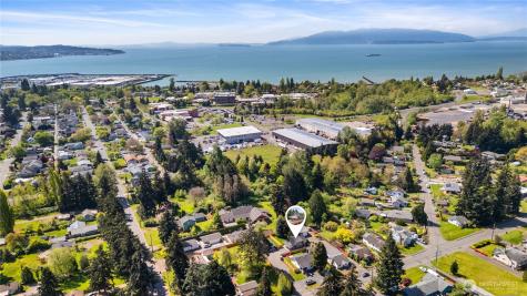 2907 Cedarwood Avenue Bellingham WA 98225
