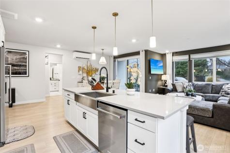 14598 Westminster Way N Shoreline WA 98133