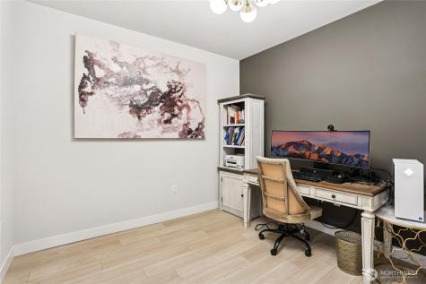 14598 Westminster Way N Shoreline WA 98133