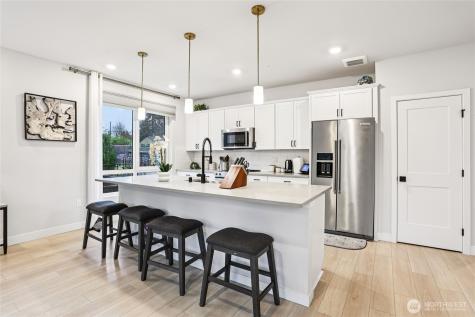 14598 Westminster Way N Shoreline WA 98133